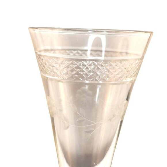 Vintage Crystal Etched Champagne Flutes Set Of 2 With Floral & Diamond Cut Desig - Picture 7 of 9